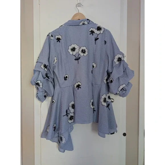 GRACIA Blue Stripe Floral Ruffle Sleeve Asymmetrical Shirt L Bold Statement Glam - Picture 2 of 11